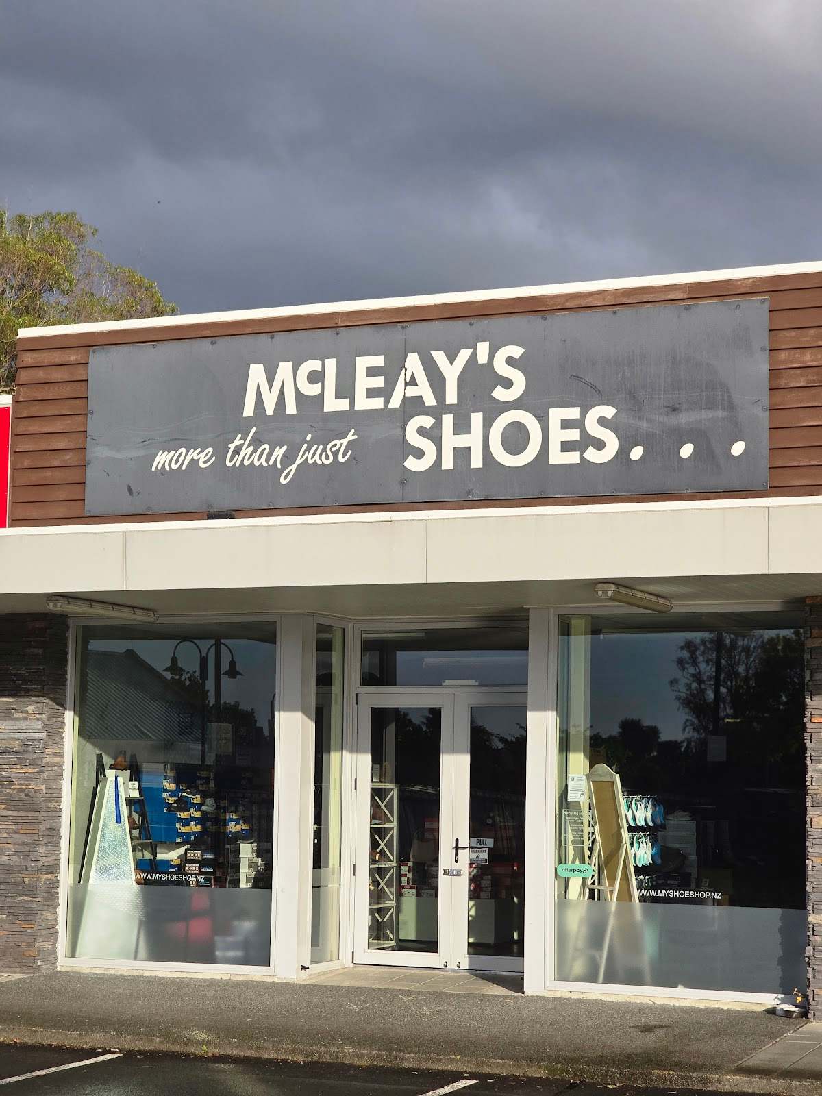 McLeay's Shoes Katikati — photo 2