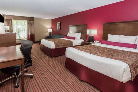 Baymont by Wyndham Mequon Milwaukee Area — photo 2