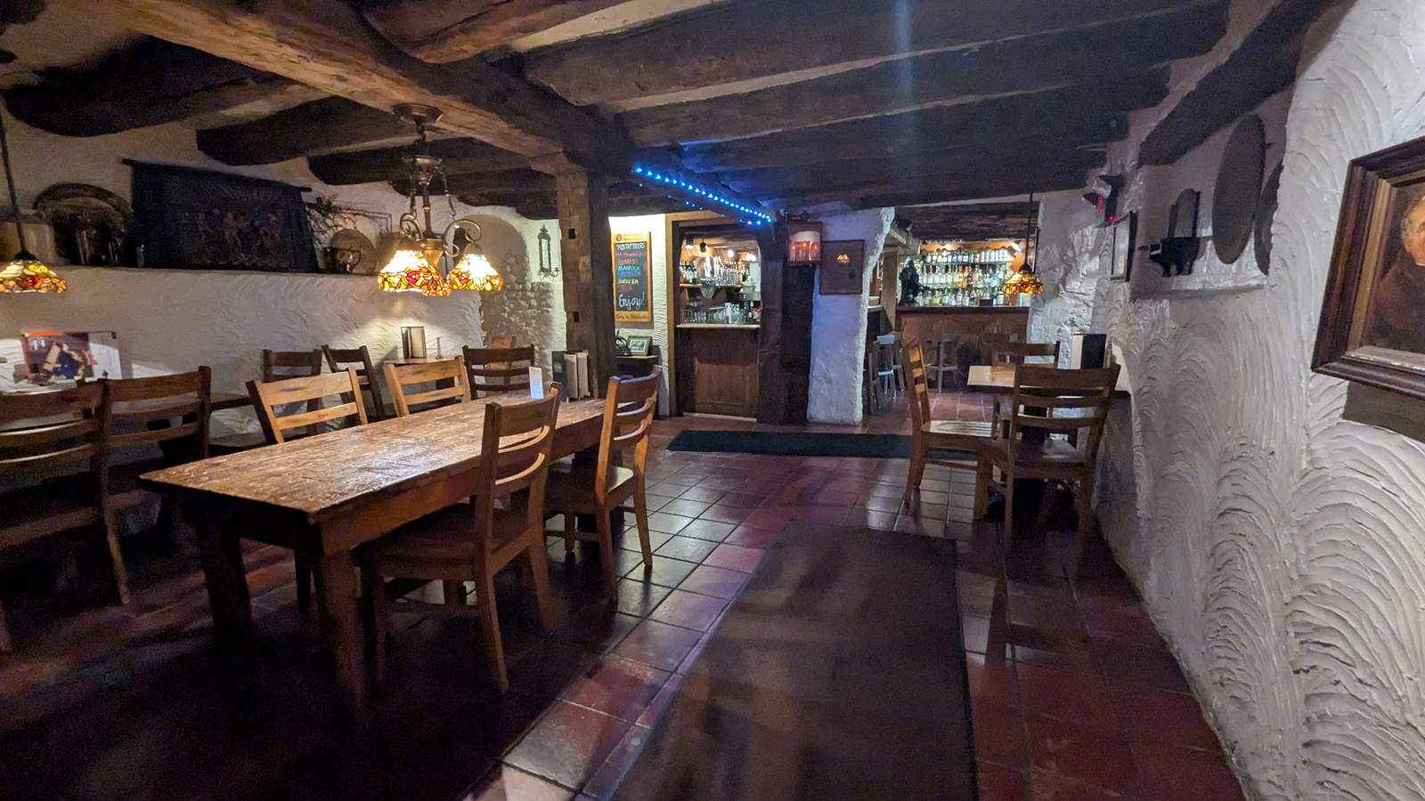 The Fox & Hounds Restaurant & Tavern — photo 2