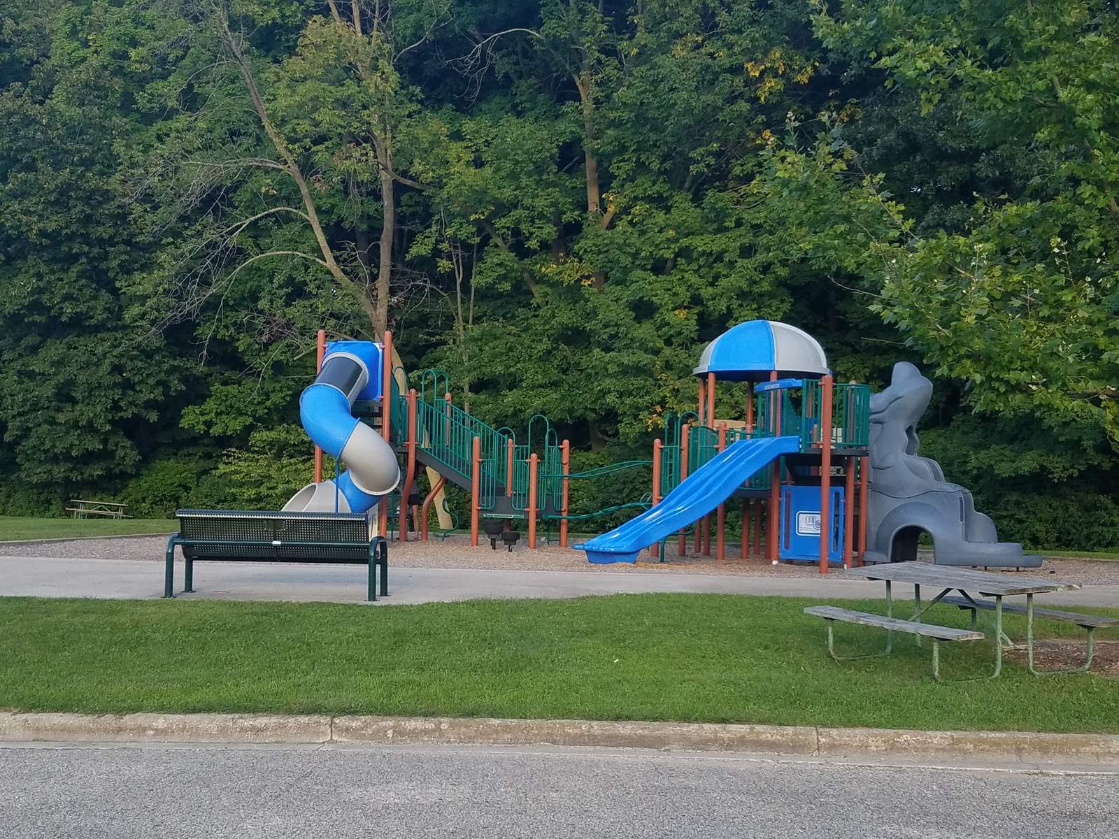 Decorah Hills Park — photo 2
