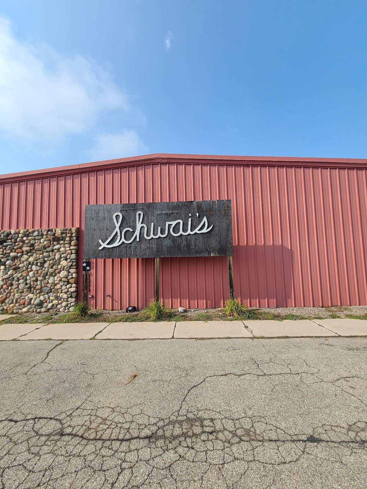 Schwai's Meat & Sausage — photo 1