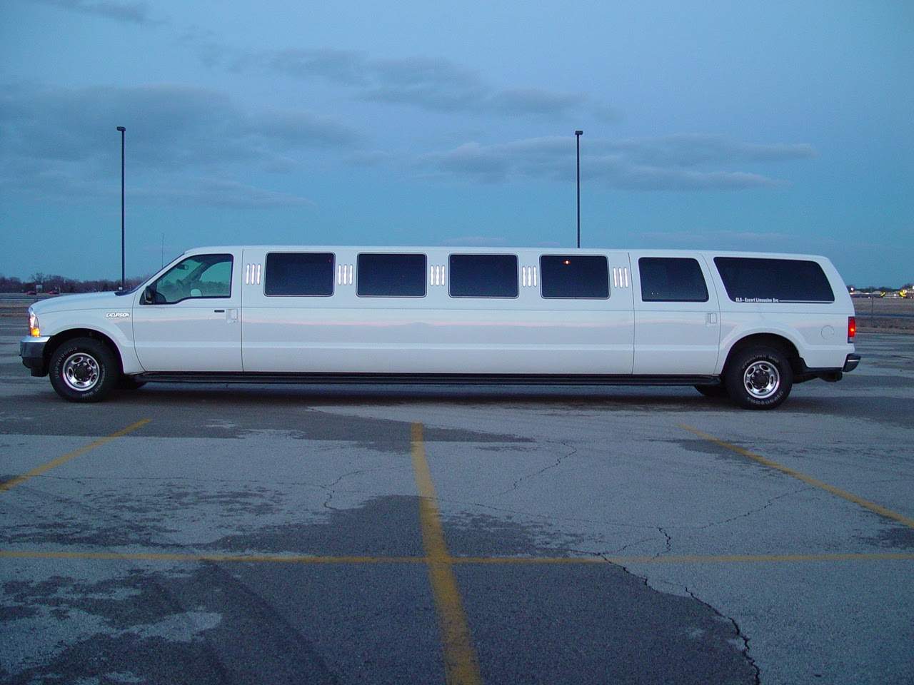 E.L.S Escort Limousine Service — photo 5