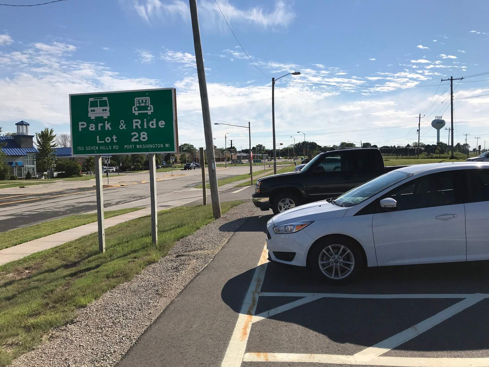 Port Washington Park & Ride — photo 2