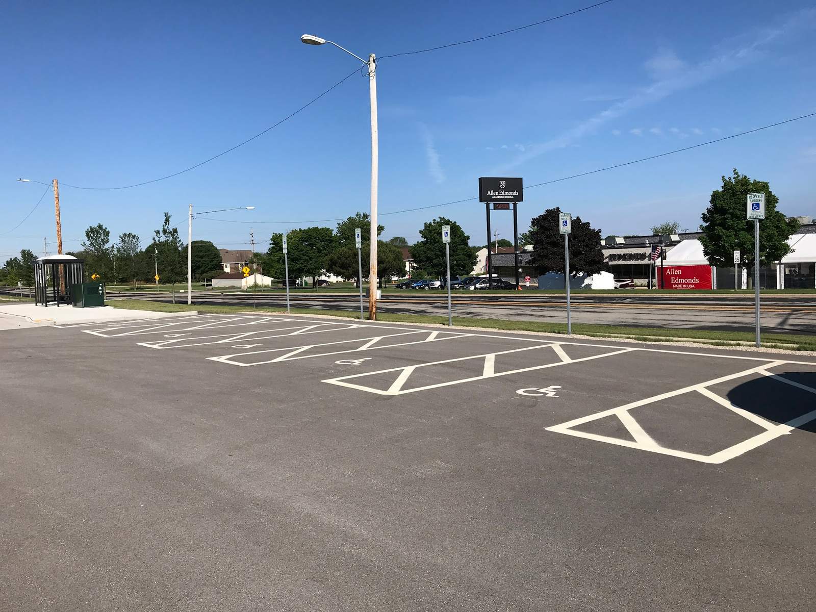 Port Washington Park & Ride — photo 5