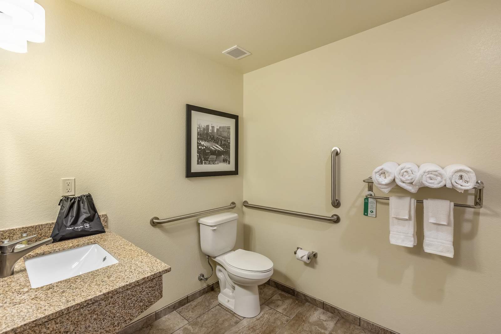 Cobblestone Hotel & Suites - Hartford — photo 4