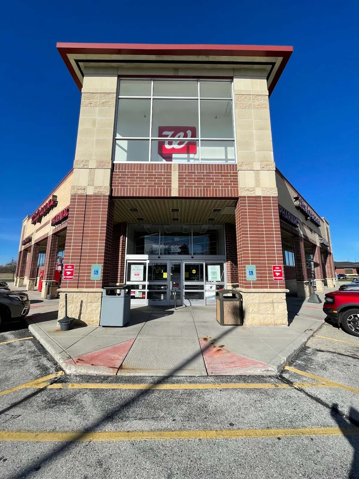 Walgreens — photo 1