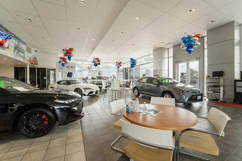 Russ Darrow Toyota Parts Department — photo 5