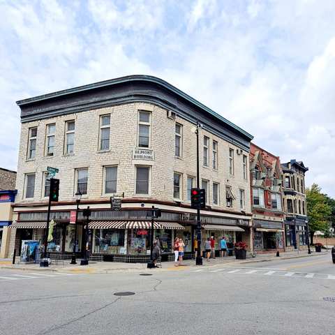 Almont Gallery — photo 3