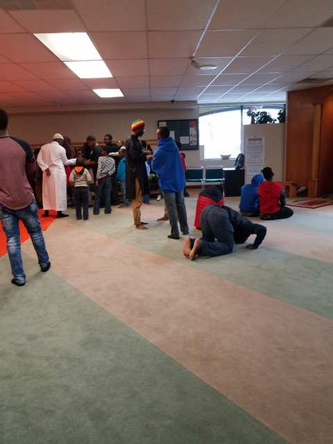 Milwaukee Islamic Dawah Center (Masjid Ar Rahman)صلاة الجمعة والسودة — photo 5