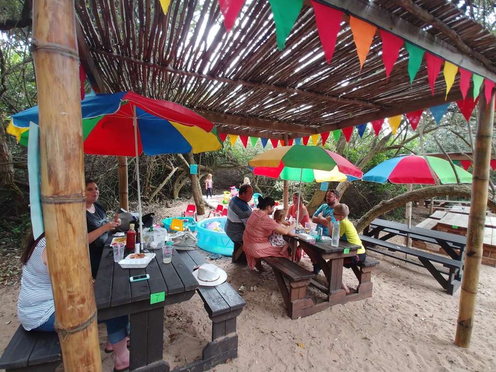 Grumpy's Bush and Beach Restaurant