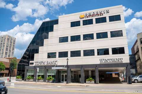 Phoenix Logistics — photo 3