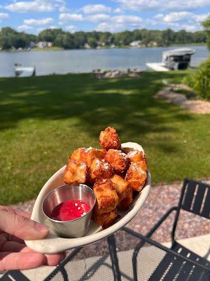 Waller's on the Lake — photo 2