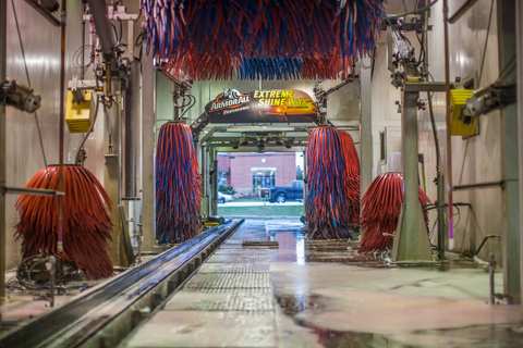 Jilly's Car Wash - Mequon — photo 2