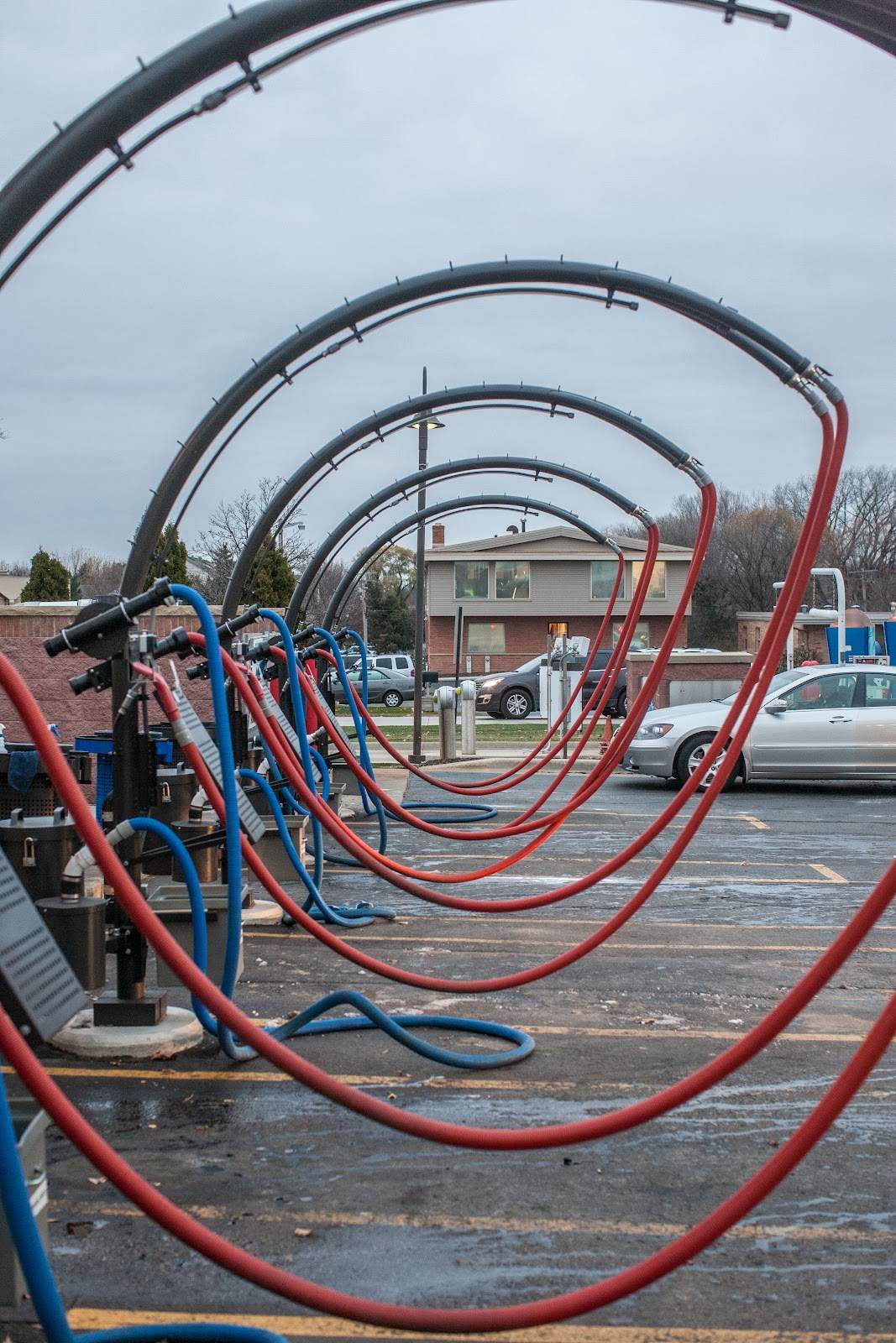 Jilly's Car Wash - Mequon — photo 3