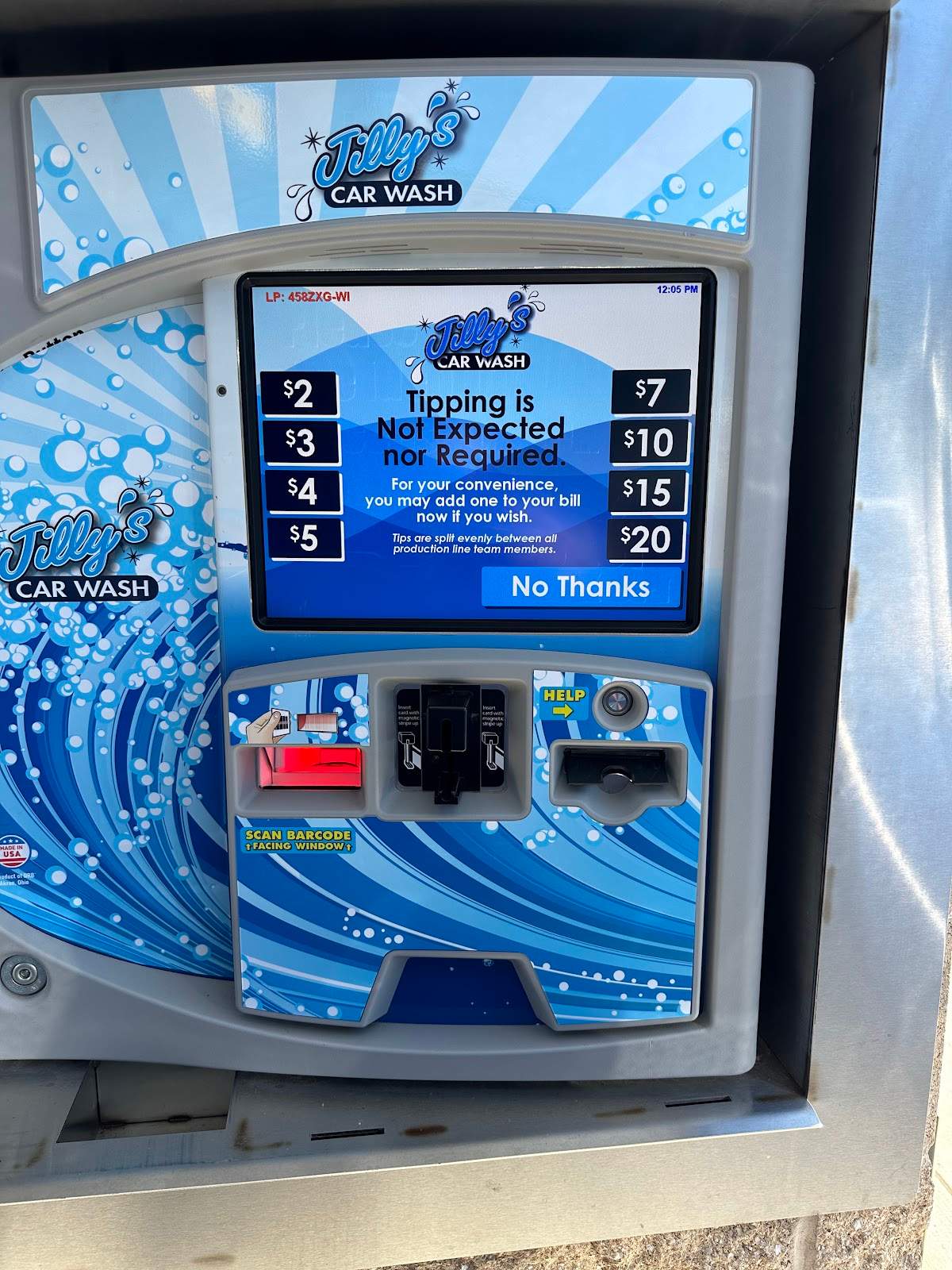 Jilly's Car Wash - Mequon — photo 4