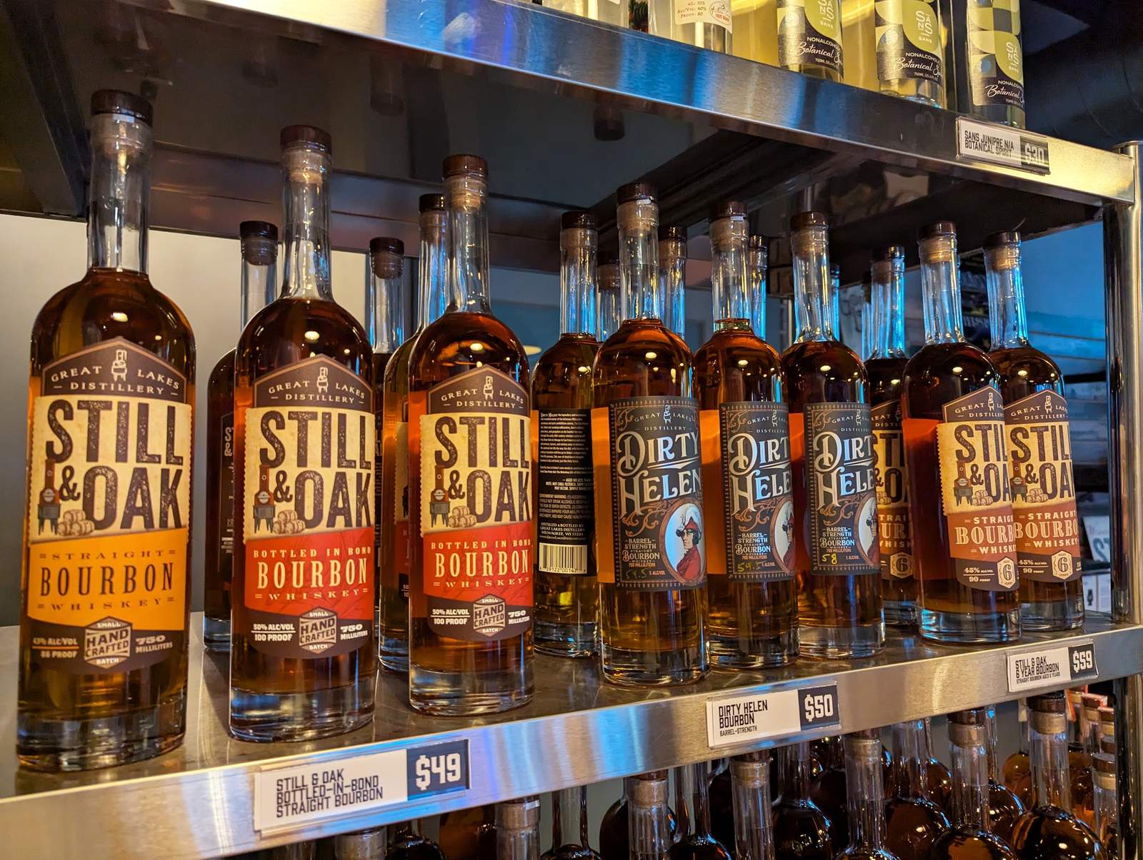 Still & Oak, A Great Lakes Distillery Tasting Room — photo 3