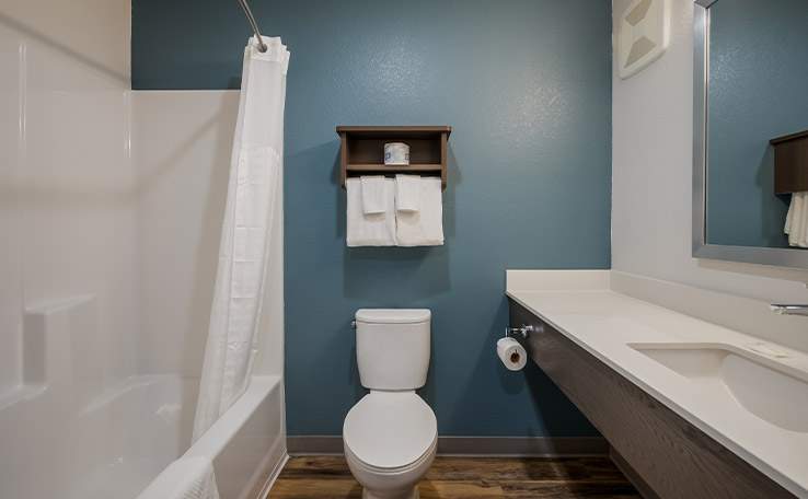 WoodSpring Suites Milwaukee - Menomonee Falls — photo 3