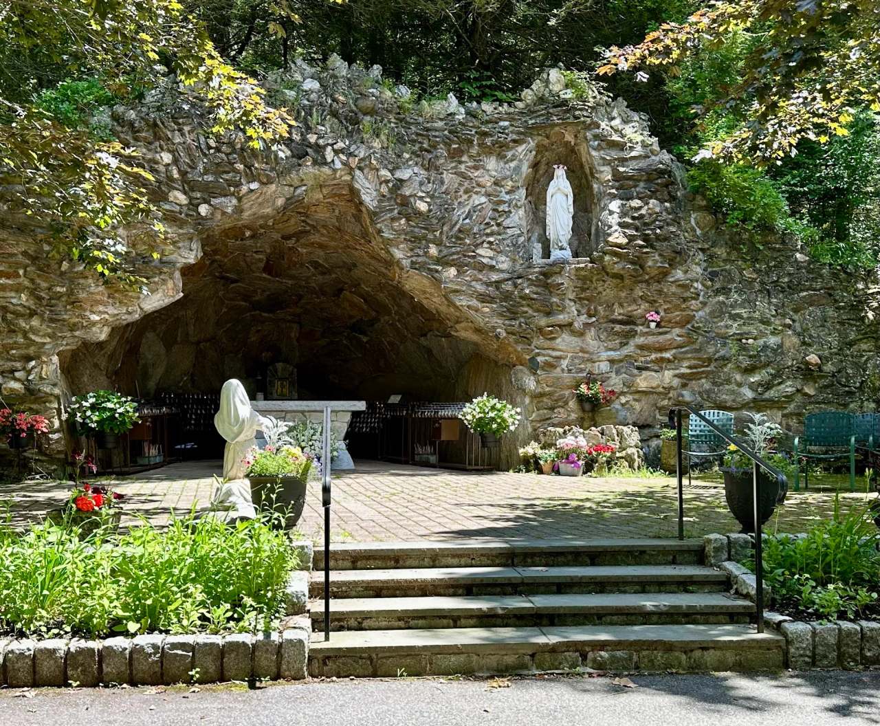 Lourdes in Litchfield — photo 2