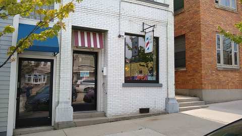 Port Barber Stylist — photo 4