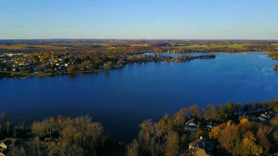 Random Lake