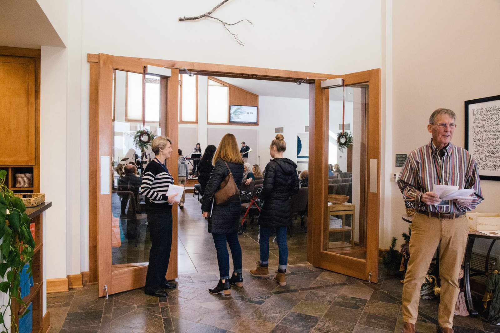 Vineyard Church — photo 4