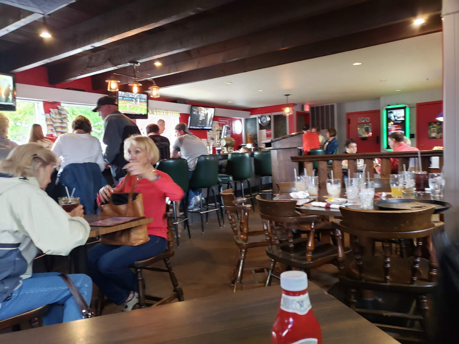 Homeplate Asylum Sports Bar — photo 1