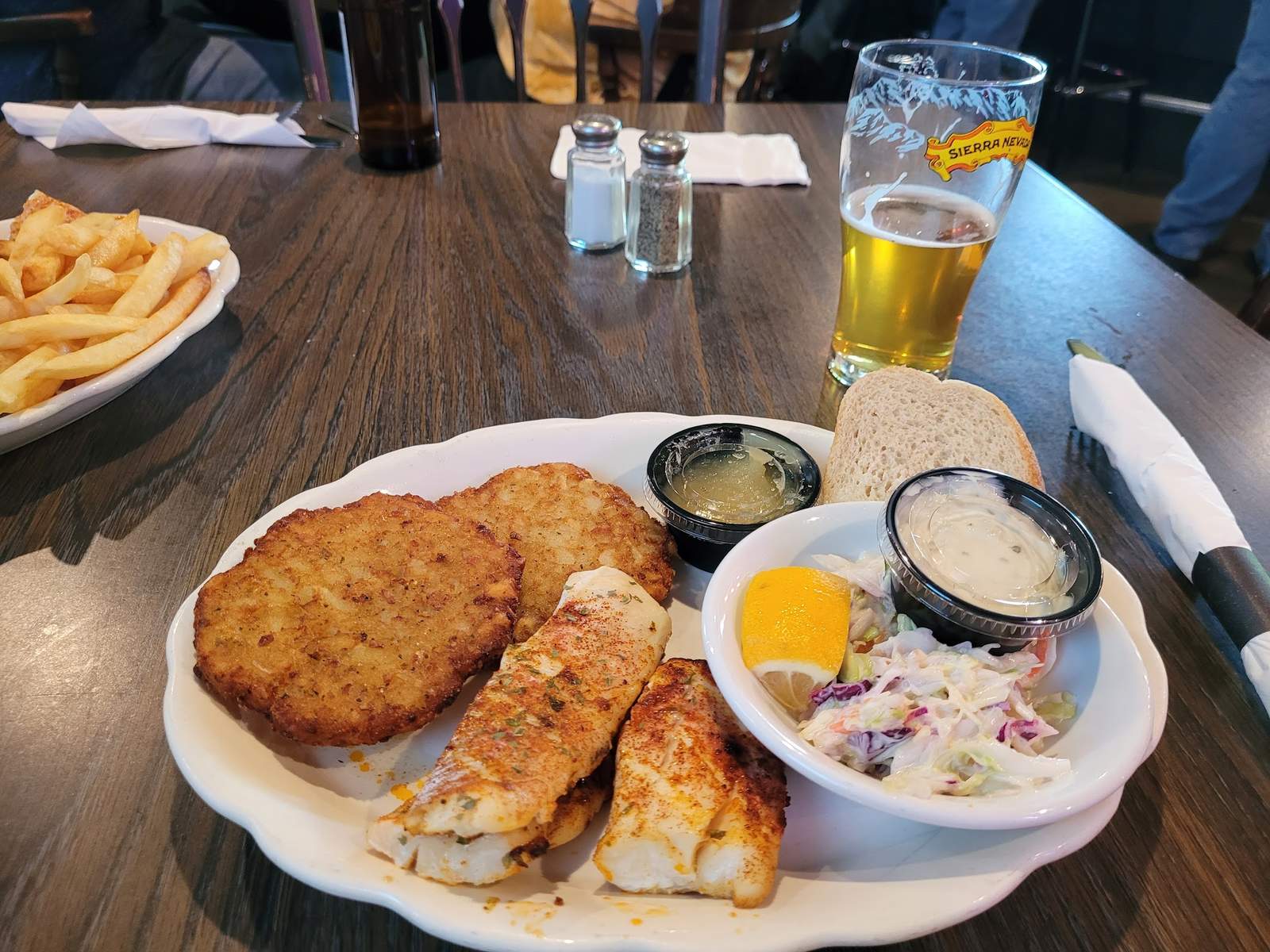 Homeplate Asylum Sports Bar — photo 2