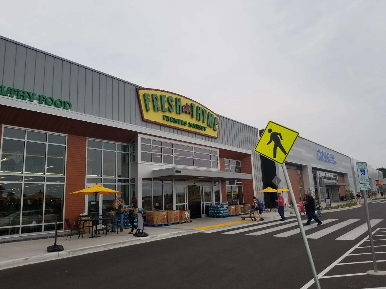 Fresh Thyme Market — photo 1