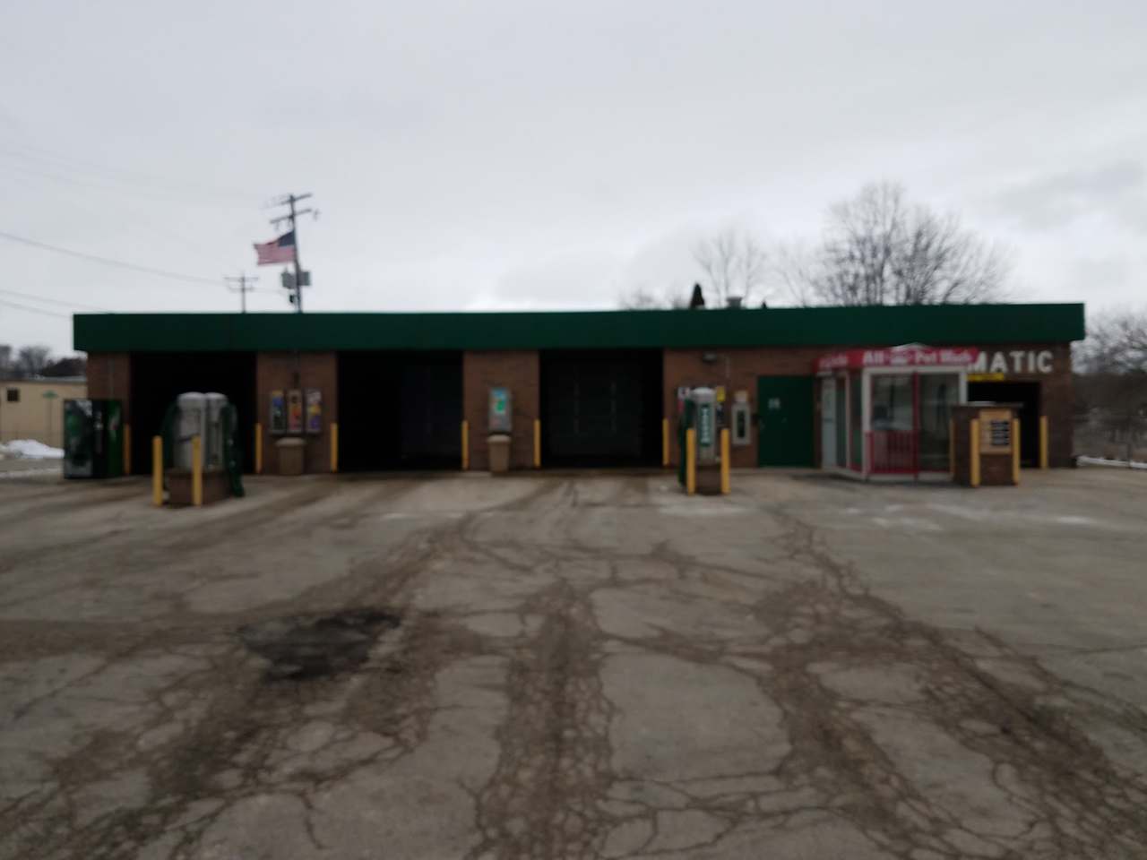 Port Auto Wash & Pet Wash (Self-Serve Car Wash) — photo 2
