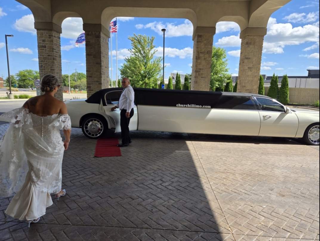 Churchill III Luxurious Limousine Service, Inc — photo 2