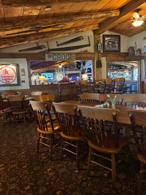 Sawmill Inn Restaurant & Pub — photo 4