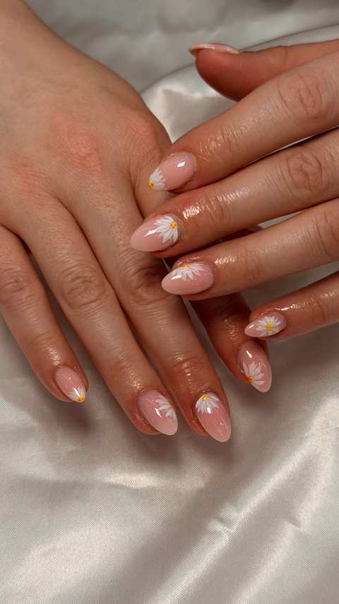 Gloss Nails — photo 2