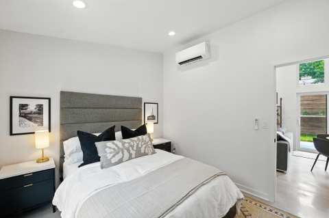 500 House — photo 2