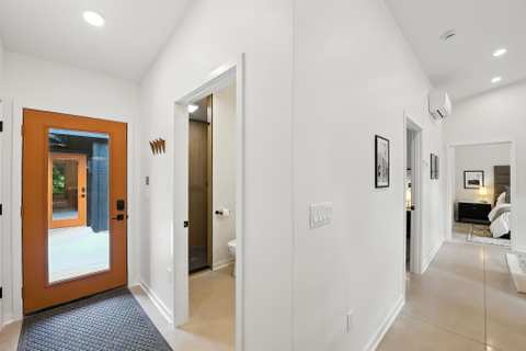 500 House — photo 4