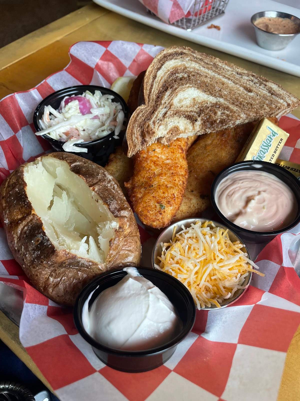 Bibinger's Bar & Restaurant — photo 4