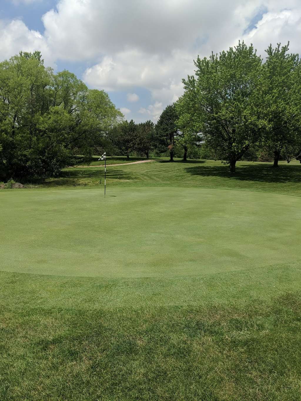 Maplecrest Country Club