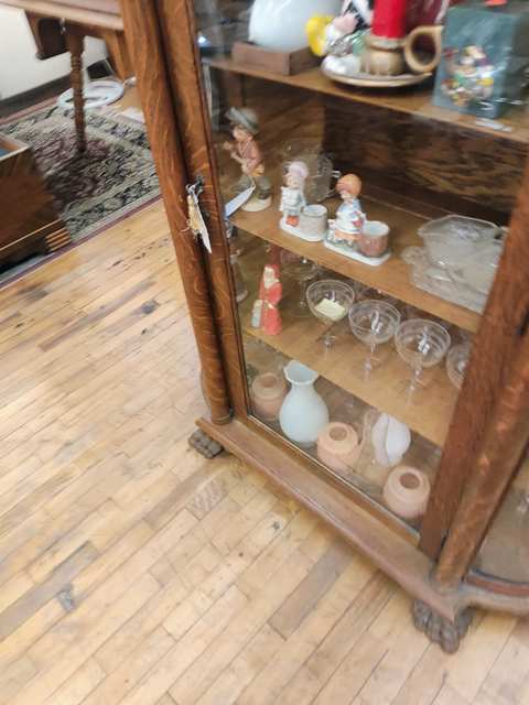 Royal Oak Antiques — photo 5