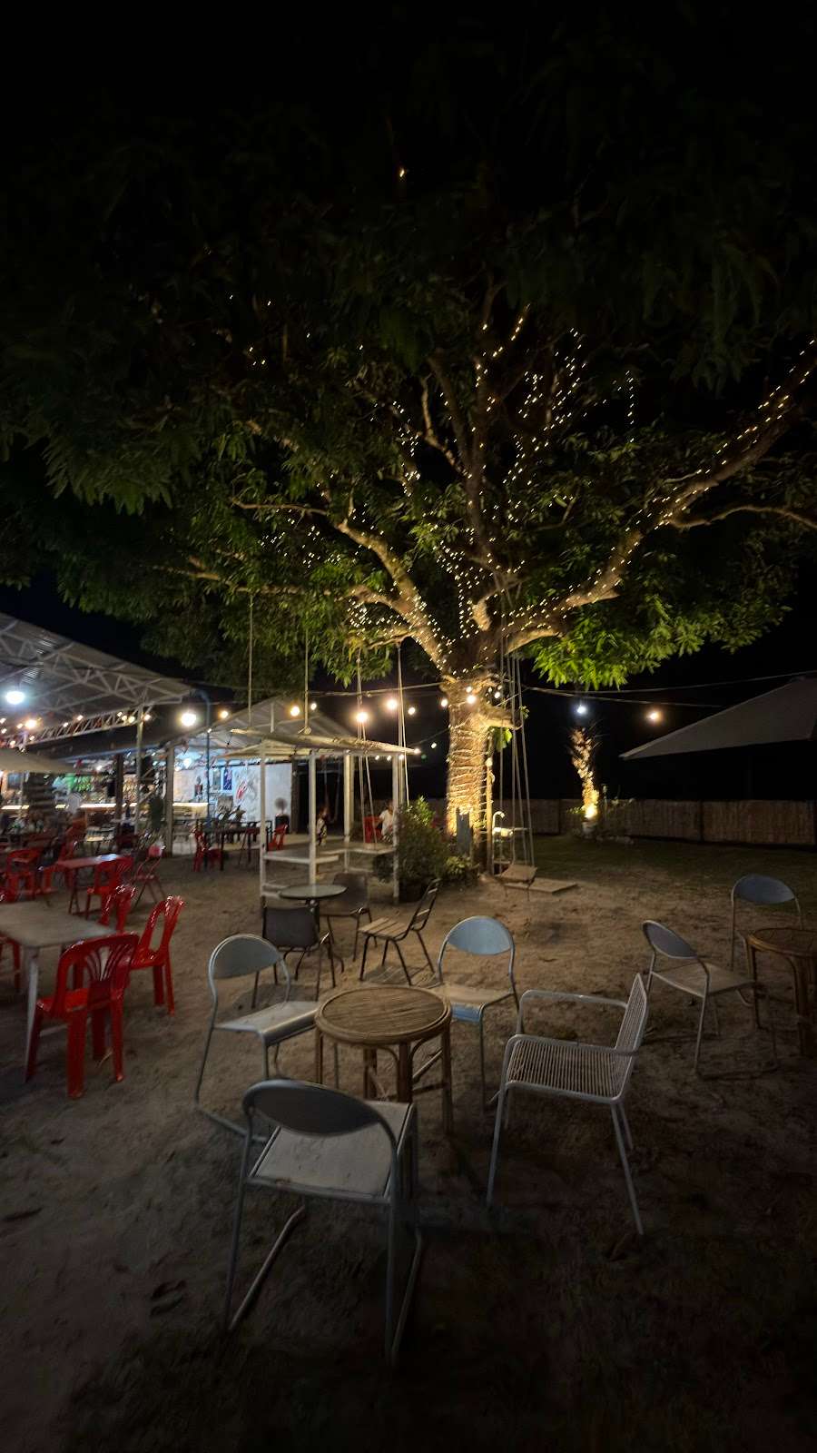 BUFFALO PUB - NIGHT MARKET