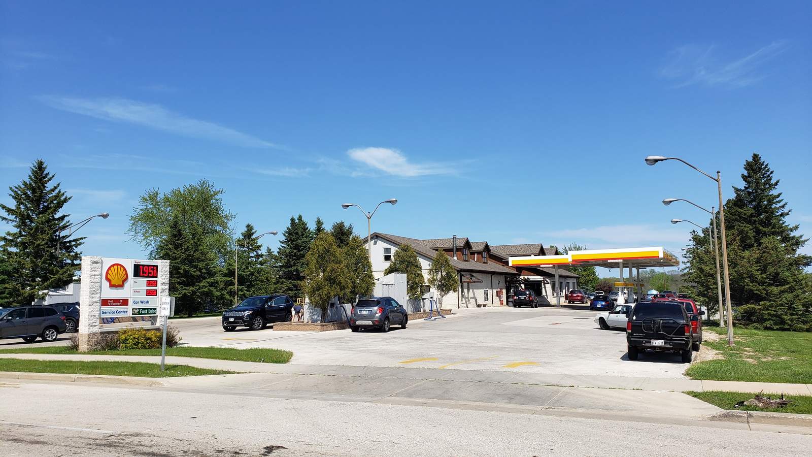 Silver Spray Car Wash — photo 1