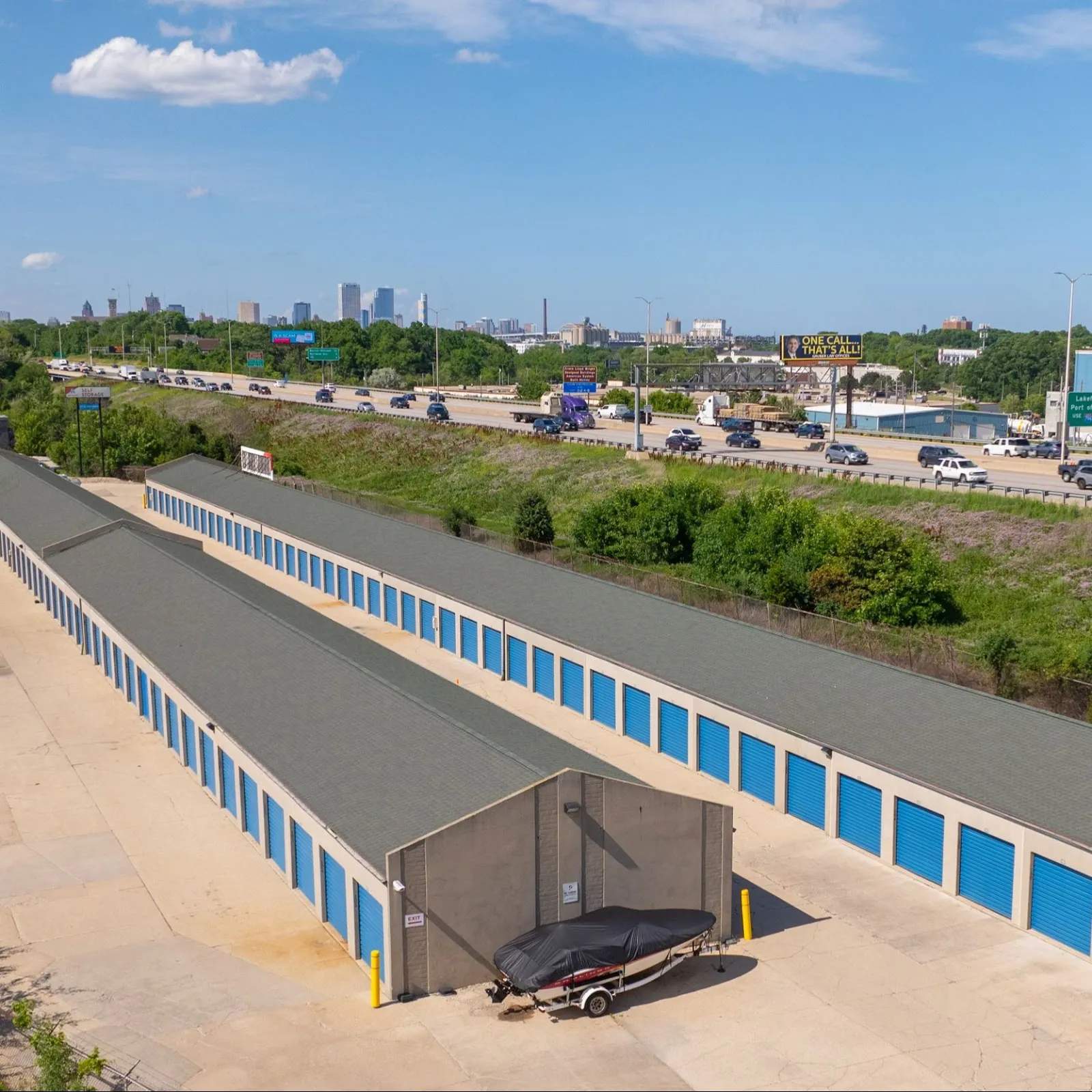 Devon Self Storage Milwaukee, Wisconsin — photo 3