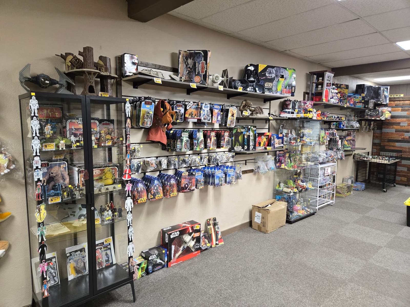 Toy Box Toys & TCG — photo 2