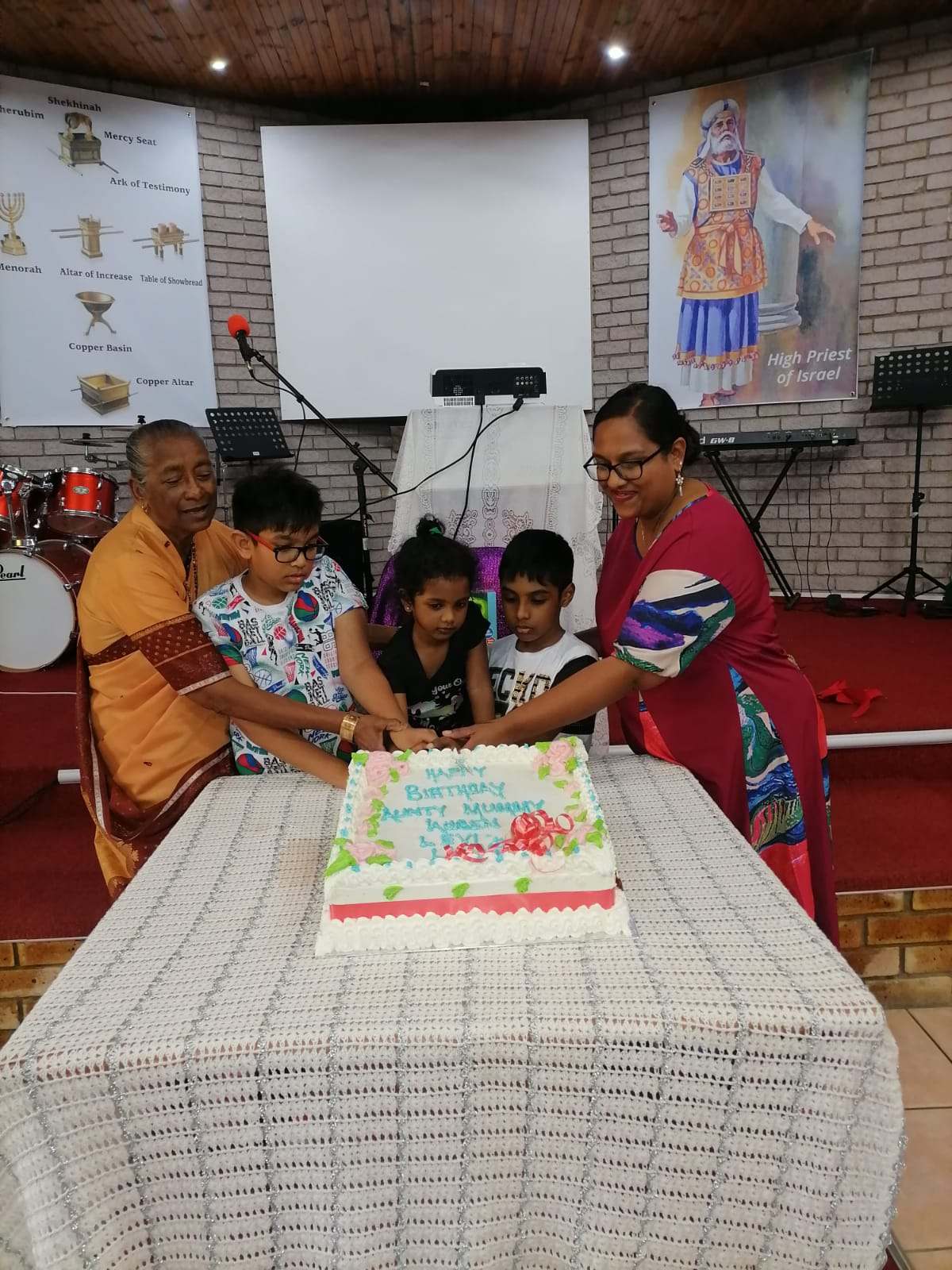 Glad Tidings Tabernacle: Jesus Centre — photo 5