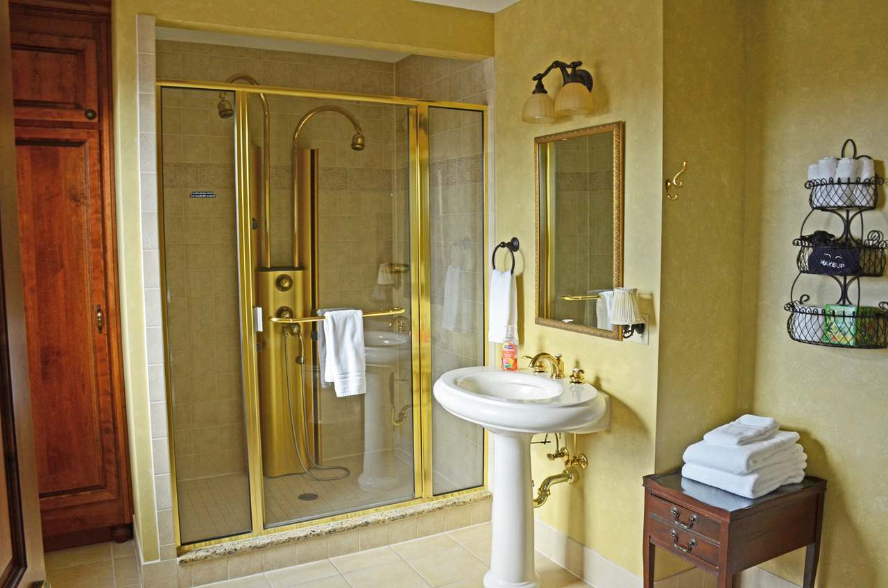 The Port Hotel — photo 3