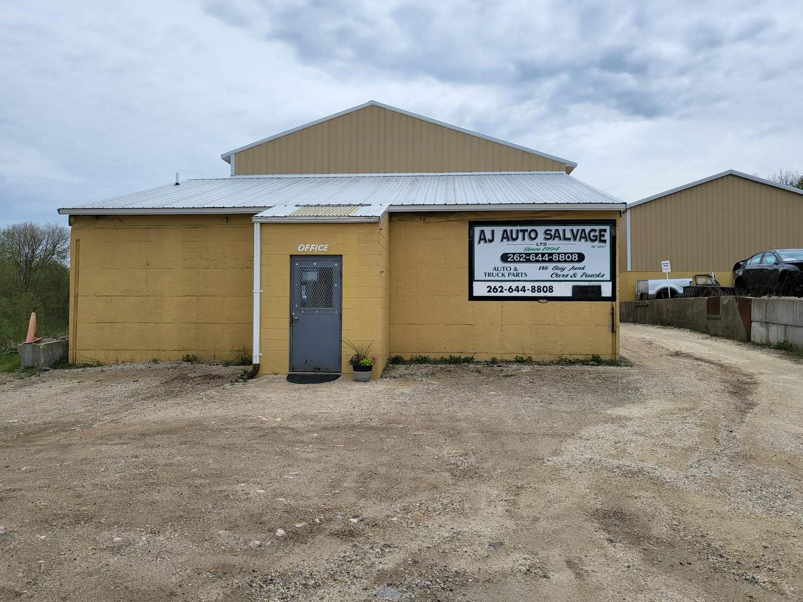 AJ Auto Salvage Ltd — photo 3
