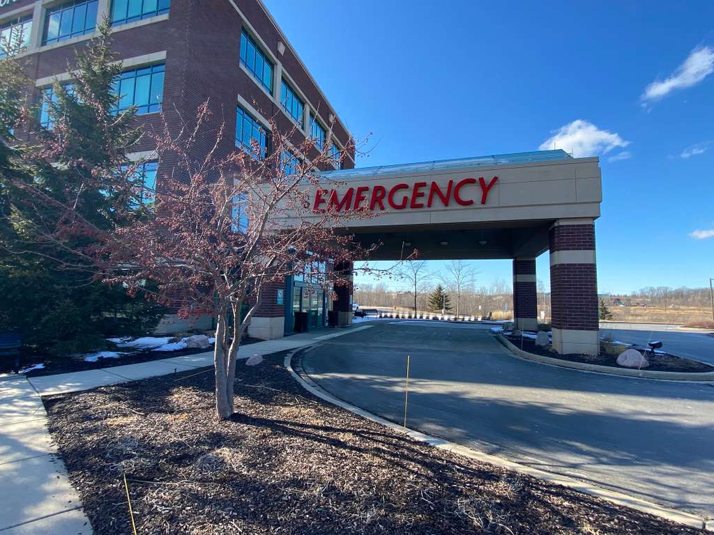 Aurora Grafton Medical Center Emergency Room