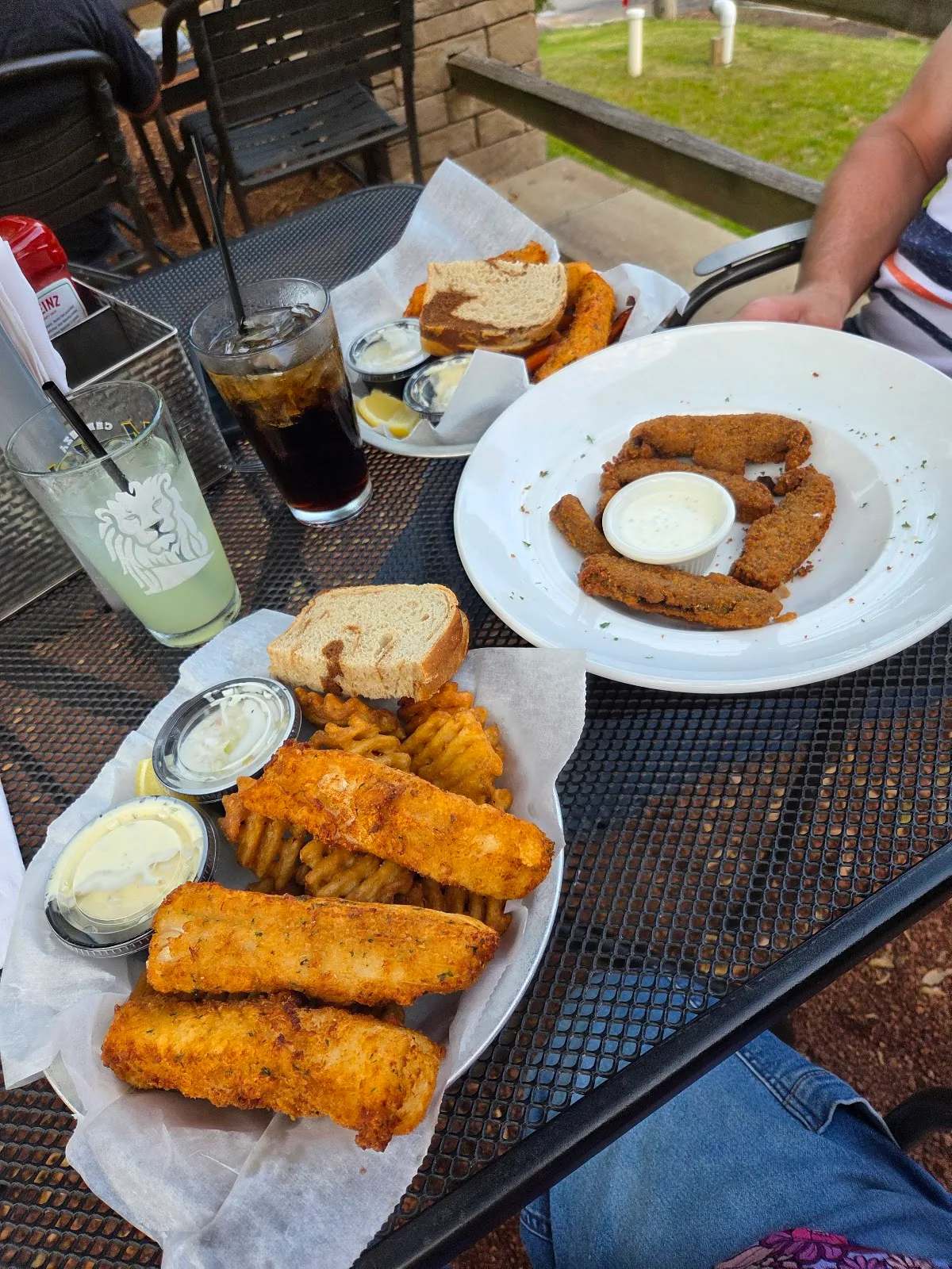 McJugger's Saloon & Grill — photo 6