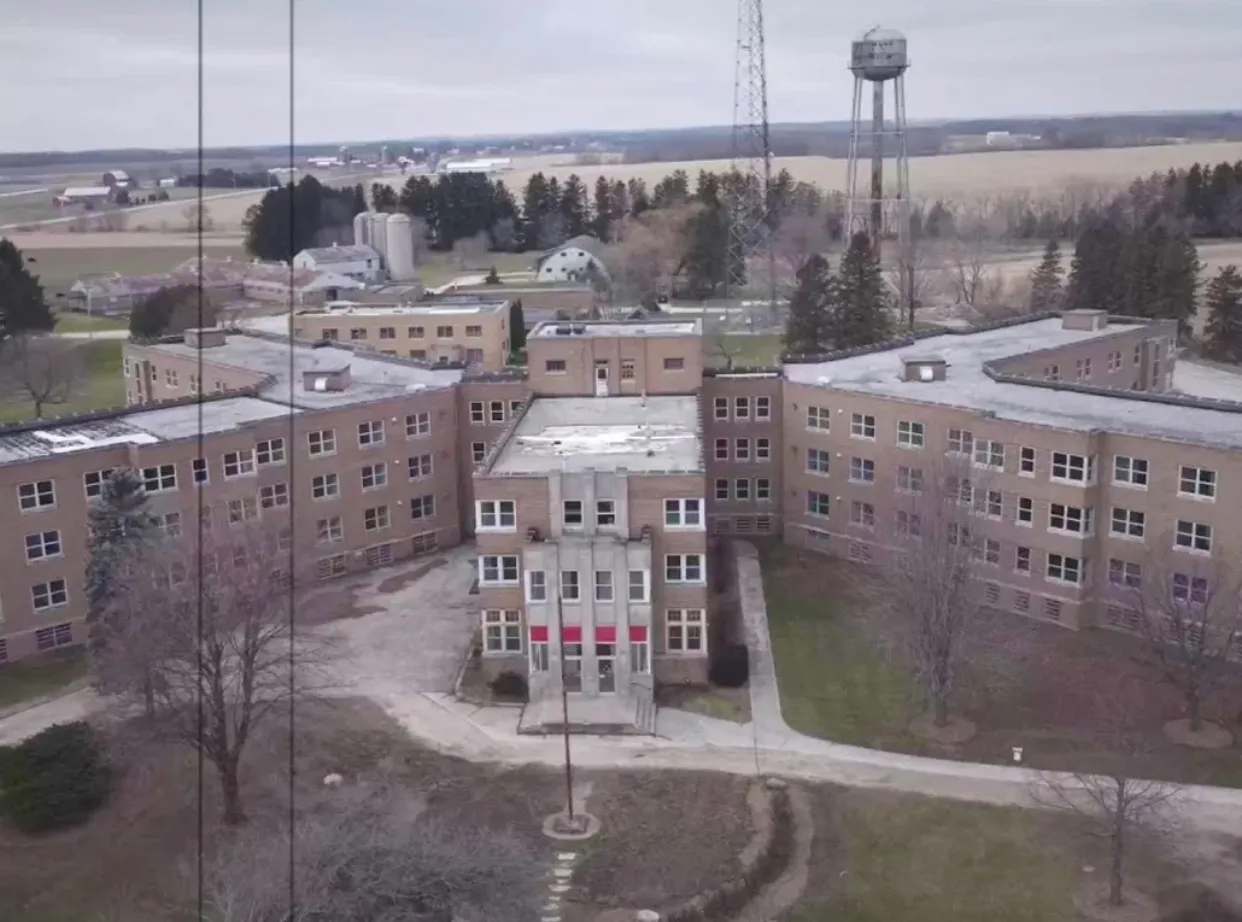 Sheboygan Haunted Asylum — photo 1