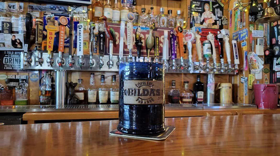 Bilda's Friess Lake Pub — photo 1