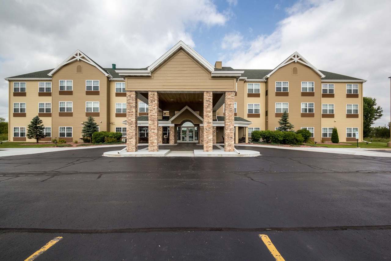 Country Inn & Suites by Radisson, Fond du Lac, WI — photo 1
