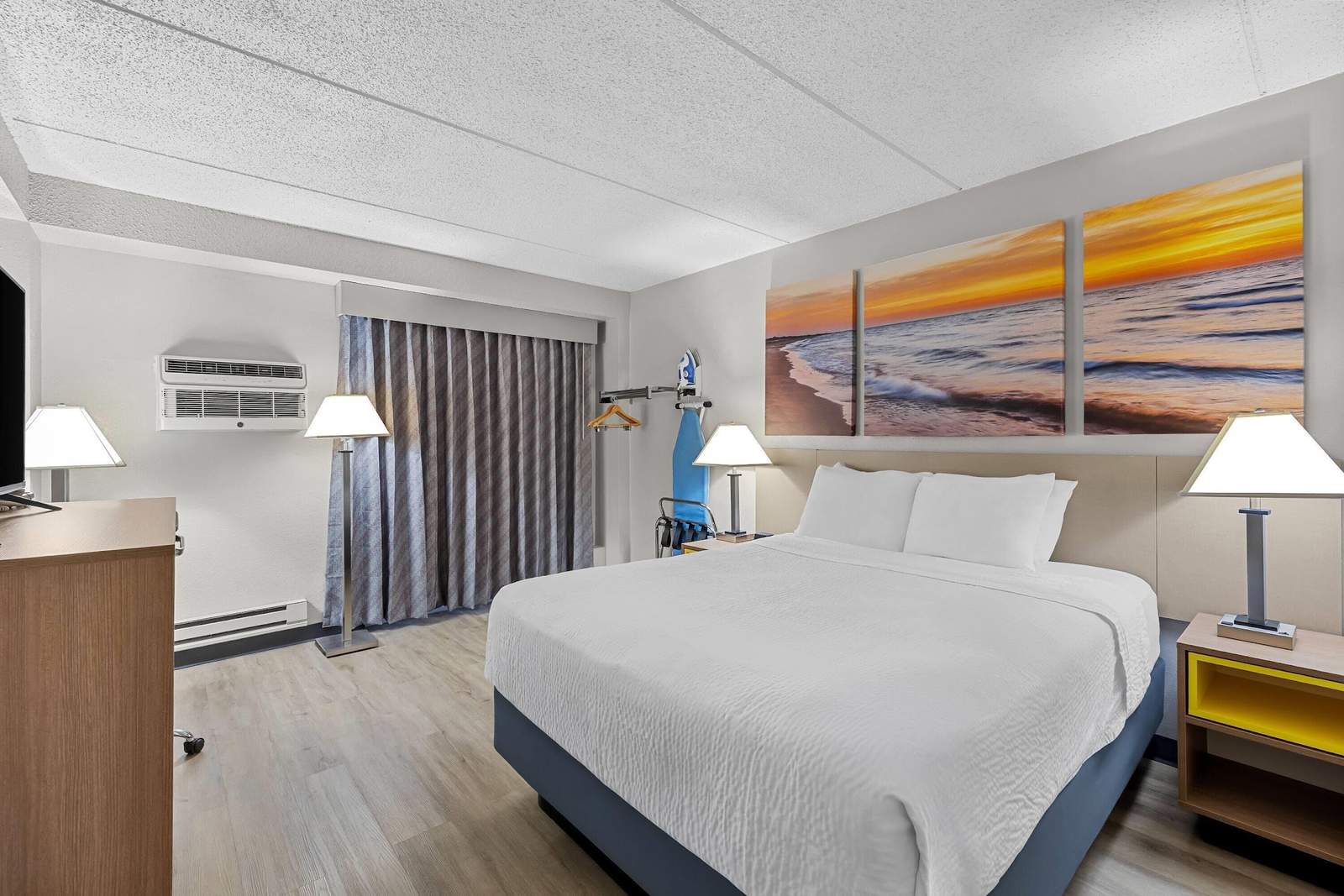 Days Inn by Wyndham Fond du Lac — photo 2
